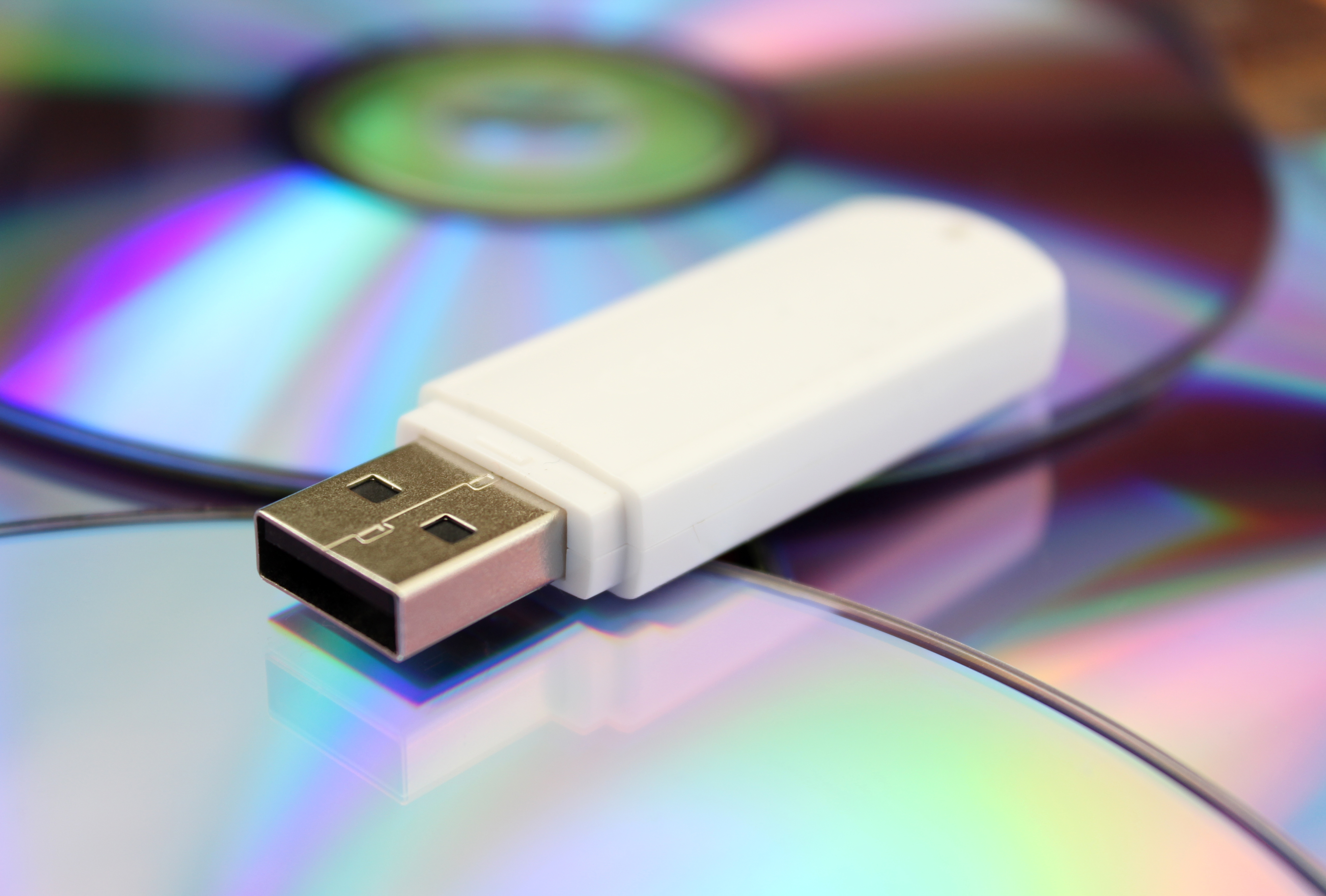 Bevise I stor skala Playful How to Copy a Music CD to a USB Drive | Techwalla