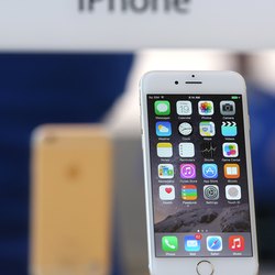 Apple's iPhone 6 and 6 Plus Go On Sale