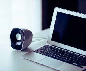 Small Computer Speakers