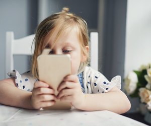 Child on a smartphone