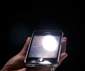 What Do I Do if My iPhone Is Completely Black? | Techwalla.com