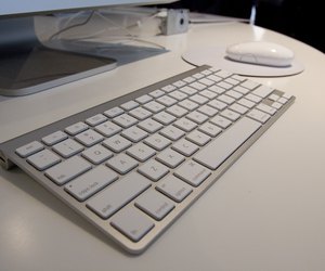 Apple Introduces New Versions Of The iMac Computer And iLife Applications