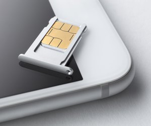 Sim card and smart phone