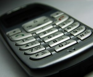 how to retrieve deleted text messages from verizon iphone