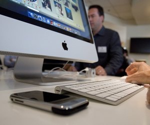 Apple Introduces New Versions Of The iMac Computer And iLife Applications