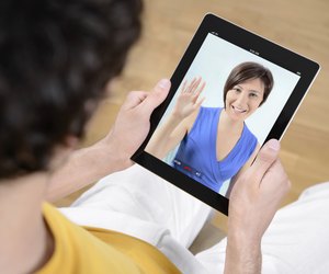 Video chat communication