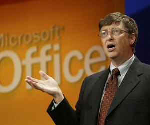 Gates Launches Microsoft Office