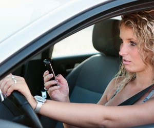 Reading SMS while driving car