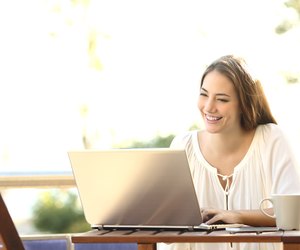 Entrepreneur woman working with a laptop