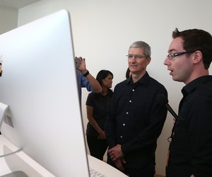 Apple Unveils New iPad Models