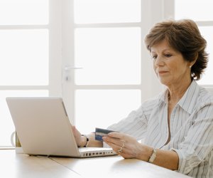 Woman shopping online