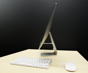 Apple Introduces Latest iPad