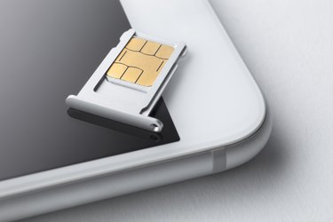 Sim card and smart phone