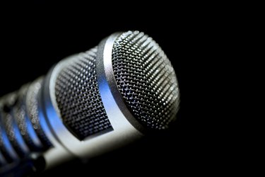 Microphone