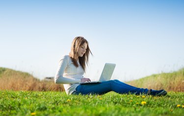 girl with laptop