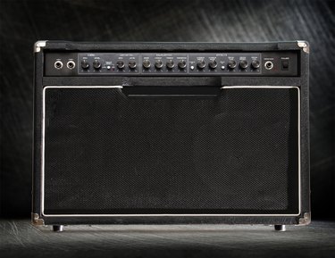 Guitar amplifier