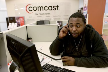 Cable Giant Comcast To Acquire Time Warner Cable