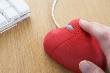 Heart-Shaped Computer Mouse