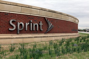 Dish Network Makes $25.5 Billion Offer For Sprint Nextel