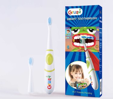 A Grush toothbrush set