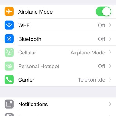 Cellular options are accessed from the main Settings menu.