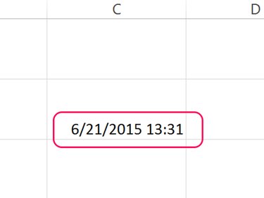 Formulas like the NOW() formula are refreshed with F9.