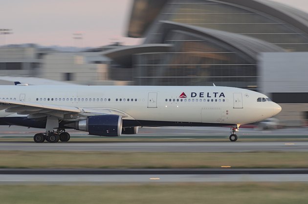 Dealta Air Lines Airbus A330