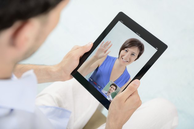Video chat communication