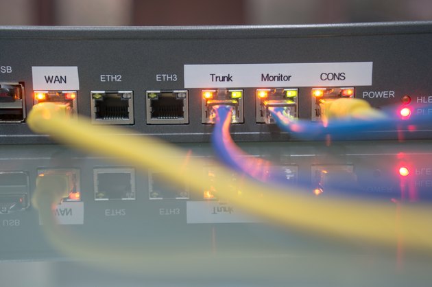 network data center UTP bable