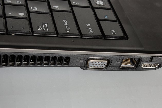 How to Hook Up My Acer Aspire to an External Monitor | Techwalla