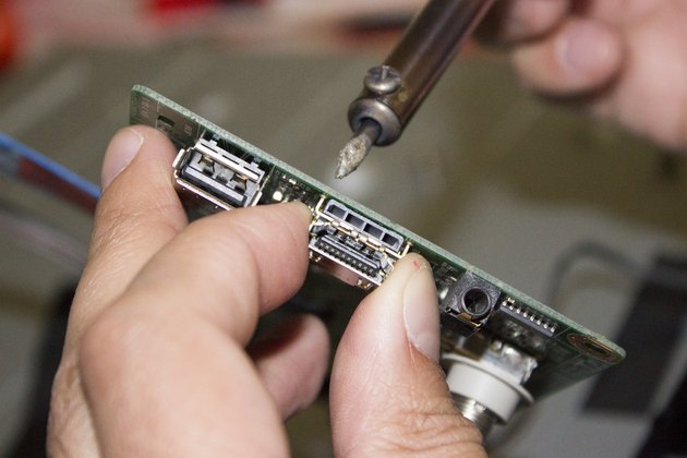 How to Repair Broken HDMI Ports on a TV | Techwalla