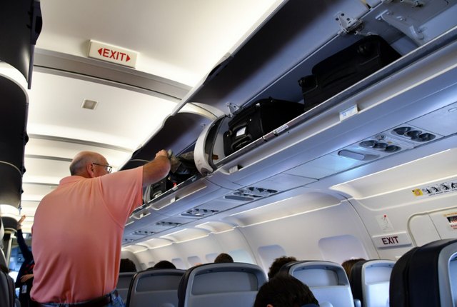 Kayak's AR Feature Determines if Your Bag Will Fit in the Overhead Bin ...