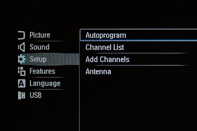 how to get local channels without cable or dish