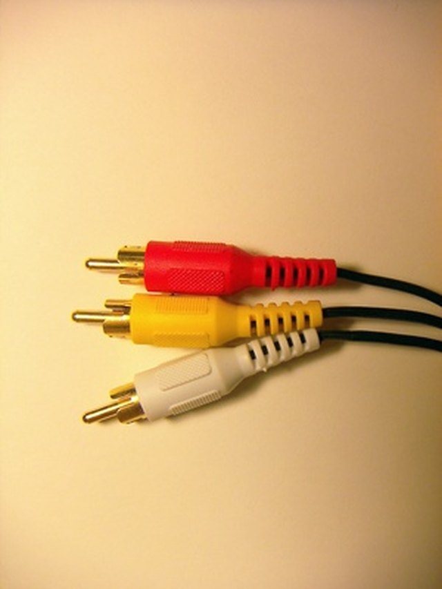 How to Use Component Cables to Attach to an RCA Input