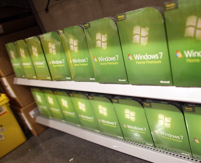 Retailers Prepare For Release Of Windows 7.0 This Week