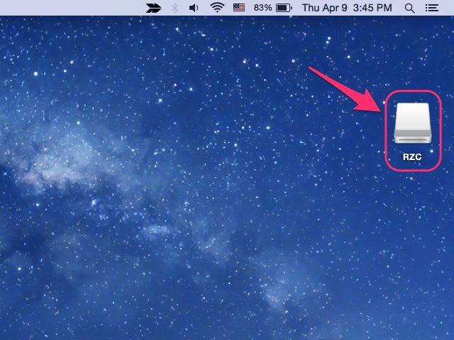 how to open a flash drive on a mac