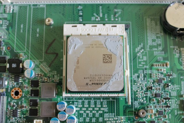 How to Remove a Processor From a Motherboard | Techwalla