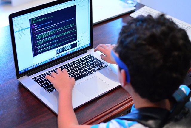 Your Kids Should Learn to Code. Here's Why. | Techwalla